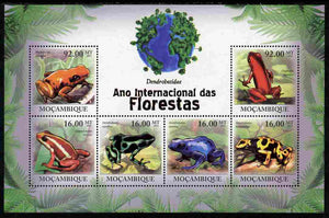 Mozambique 2011 International Year of the Forest - Poison Dart Frogs perf sheetlet containing 6 values unmounted mint