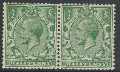 Great Britain 1924 KG5 1/2d green horiz pair with watermark sideways mounted mint SG 418a