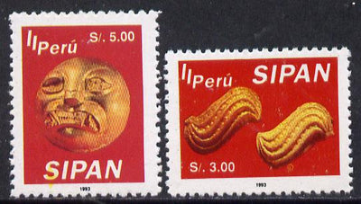 Peru 1994 Jewels from Sipan (2nd Series) perf set of 2 unmounted mint, SG 1830-31, Mi 1518-19*