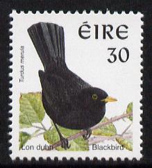 Ireland 1997-2000 Birds - Blackbird 30p unmounted mint SG 1038