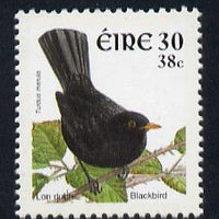 Ireland 2001 Birds Dual Currency - Blackbird 30p/38c unmounted mint SG 1424