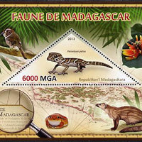 Madagascar 2013 Fauna - Ocelot Gecko perf sheetlet containing one triangular value unmounted mint