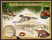 Madagascar 2013 Fauna - Ocelot Gecko imperf sheetlet containing one triangular value unmounted mint