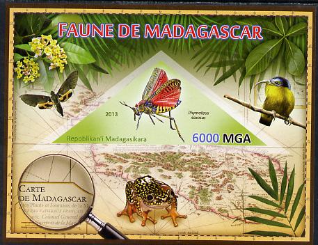 Madagascar 2013 Fauna - Phymateus Grasshopper imperf sheetlet containing one triangular value unmounted mint