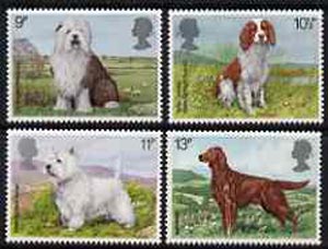Great Britain 1979 Dogs set of 4 unmounted mint SG 1075-78 (gutter pairs available price x 2)
