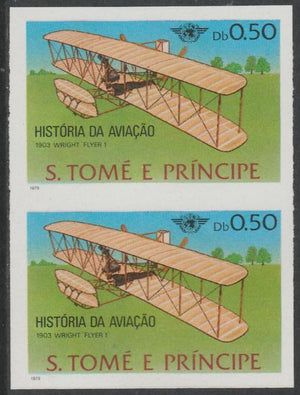 St Thomas & Prince Islands 1979 Aviation History 0.5Db (Wright Flyer 1) imperf proof pair in issued colours on ungummed paper