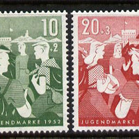 Germany - West 1952 Youth Hostels Fund set of 2 mounted mint, SG 1080-81