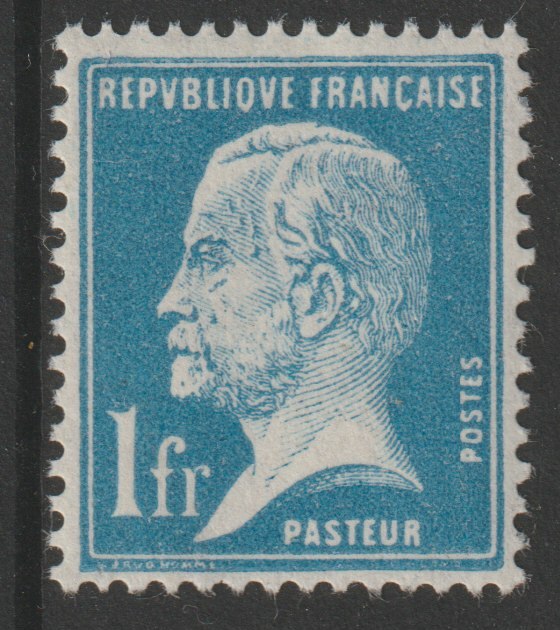 France 1924 Louis Pasteur 1f blue unmounted mint, SG 400b