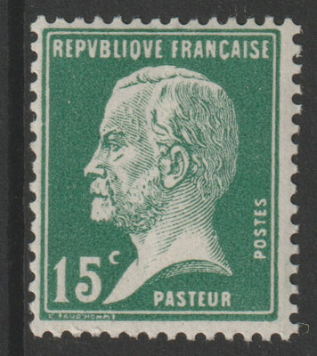 France 1924 Louis Pasteur 15c green unmounted mint, SG 396a