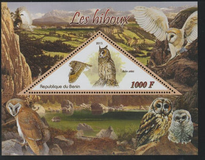 Benin 2015 Owls perf deluxe sheet containing one triangular value unmounted mint