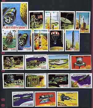 Match Box Labels - Conquering Space (Nos 41-60 plus dozen outer size label) mainly fine unused condition (Dutch)