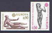 France 1974 Europa - Sculpture set of 2 unmounted mint, SG 2038-39*