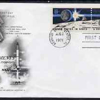 United States 1971 Decade of US Space Achievements se-tenant pair on illustrated cover with first day cancel, SG 1438b