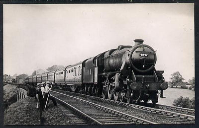 Postcard by Ian Allan - LMS up Edinburgh to St Pancras Express hauled by Class 5 4-6-0 No.4847, black & white, unused and in good condition