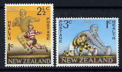New Zealand 1964 Health - Sea Birds set of 2 unmounted mint, SG 822-23*