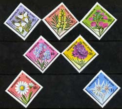 Mongolia 1979 Flowers Diamond shaped perf set of 7 unmounted mint, SG 1189-95