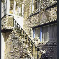 Postcard of the Shell House, Polperro in colour, unused in pristine condition