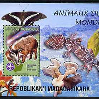 Madagascar 1999 Animals of the World #15 perf m/sheet showing Bush Pig with Scout Logo, background shows Owl, Butterfly, Reptile, Fungi & Orchid, unmounted mint