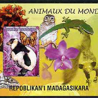 Madagascar 1999 Animals of the World #08 perf m/sheet showing Lemur #2, background shows Owl, Butterfly, Lizard & Orchid, unmounted mint