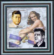 Mozambique 2002 John F Kennedy perf s/sheet containing 1 value unmounted mint (with Marilyn Monroe) Yv 124