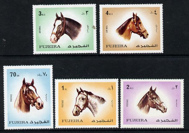 Fujeira 1971 Horses set of 5 unmounted mint (Mi 810-14A)