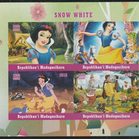 Madagascar 2018 Snow White imperf sheetlet containing 4 values unmounted mint. Note this item is privately produced and is offered purely on its thematic appeal.