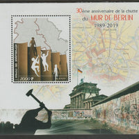 Congo 2019 Berlin Wall 30thAnniversary perf sheet containing one value unmounted mint