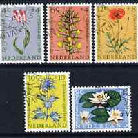 Netherlands 1960 Cultural & Social Relief Fund set of 5 flowers fine used, SG 893-97
