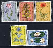 Netherlands 1960 Cultural & Social Relief Fund set of 5 flowers fine used, SG 893-97