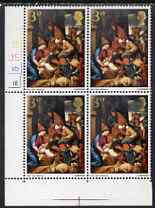 Great Britain 1967 Christmas 3d (Adoration by School of Seville) corner cyl block of 6 with dry print of gold affecting the value & Queen's Head on 3 stamps, unmounted mint but slight signs of staining, SG 756var