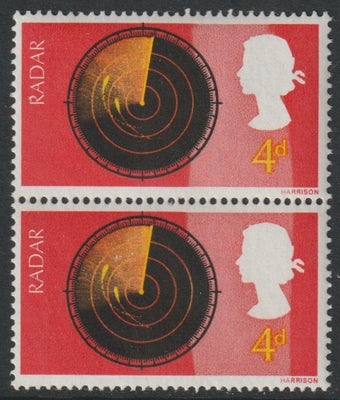 Great Britain 1967 British Discovery 4d Radar vert pair with fine dry print of red  unmounted mint SG752var