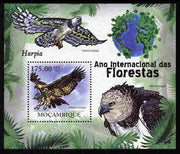 Mozambique 2011 International Year of Forests - Harpy Eagle perf s/sheet unmounted mint