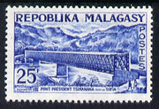 Malagasy Republic 1962 President's Bridge 25f unmounted mint, SG 36