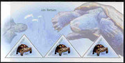 Guinea - Conakry 2011 Turtles perf sheetlet containing 3 triangular shaped values unmounted mint